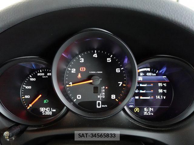 Porsche MACAN 2019-09 8686287-21