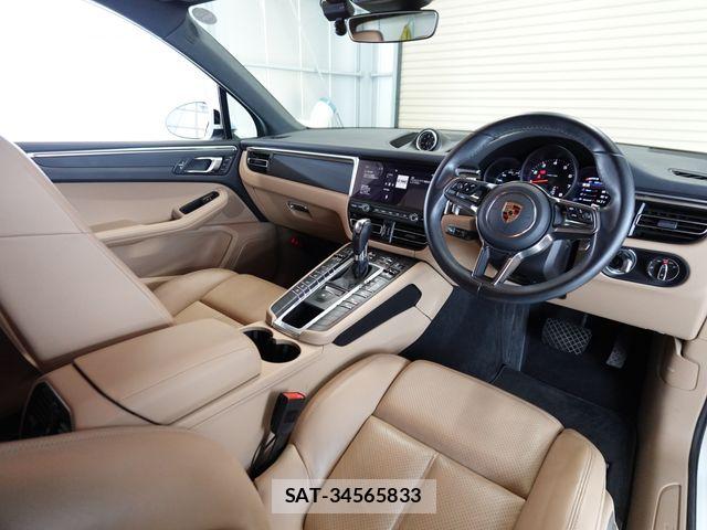 Porsche MACAN 2019-09 8686287-2