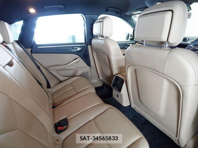 Porsche MACAN 2019-09 8686287-6