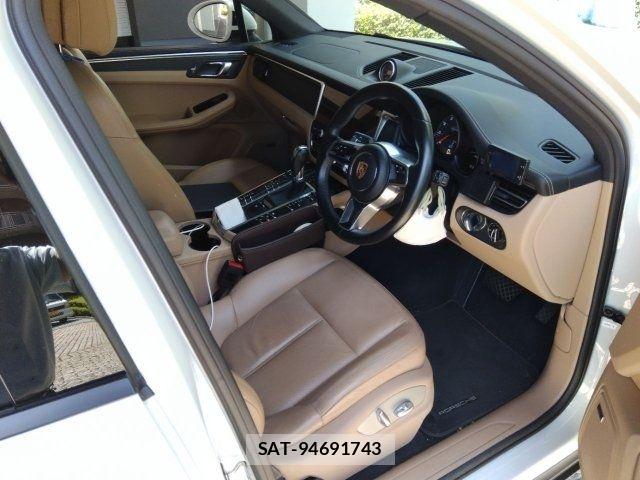 Porsche MACAN 2019-12 8686285-1
