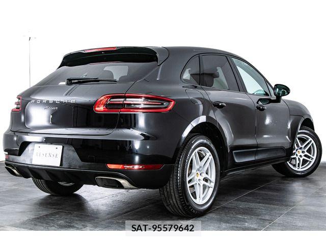 Porsche MACAN 2016-09 8797125-11