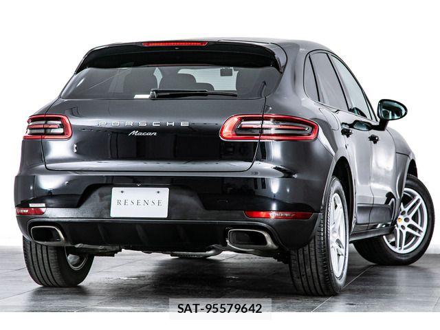 Porsche MACAN 2016-09 8797125-2