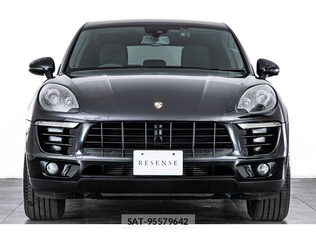 Porsche MACAN 2016-09 8797125-3