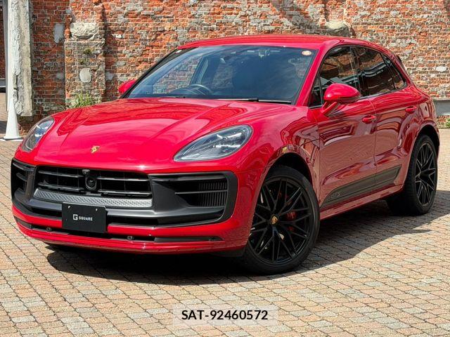 Porsche MACAN 2023-02 8797123-0