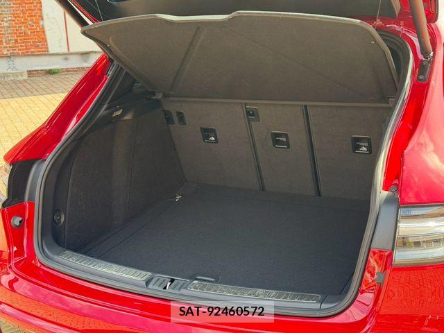 Porsche MACAN 2023-02 8797123-14