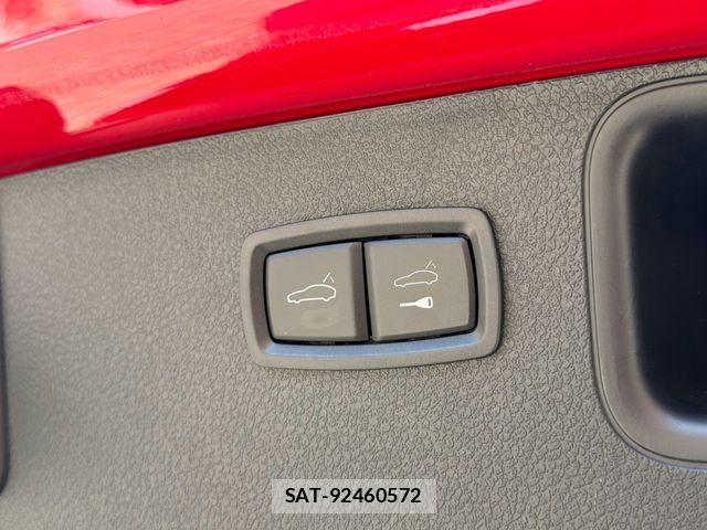 Porsche MACAN 2023-02 8797123-15