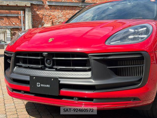 Porsche MACAN 2023-02 8797123-3