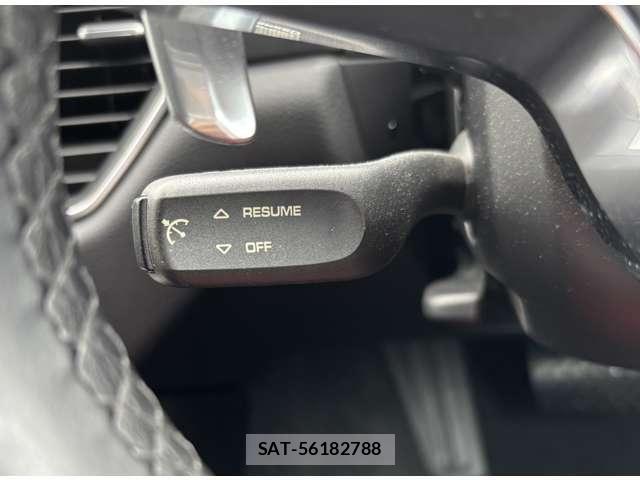Porsche MACAN 2016-08 8831078-16