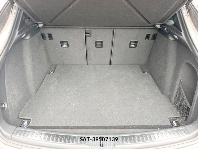 Porsche MACAN 2016-01 8849865-10