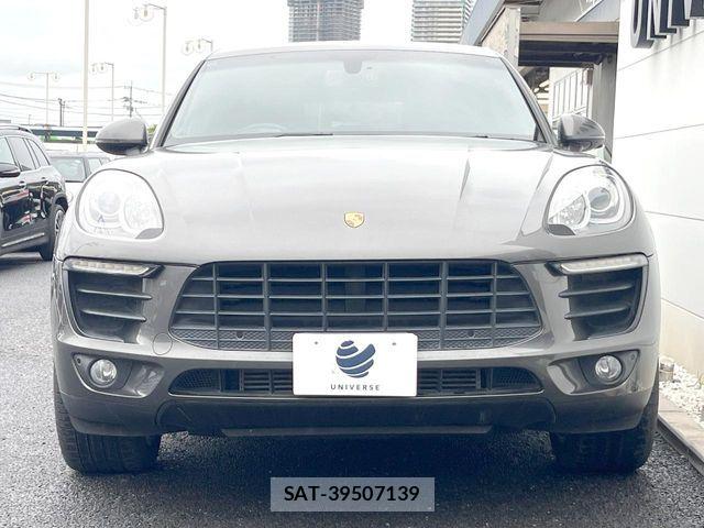 Porsche MACAN 2016-01 8849865-14