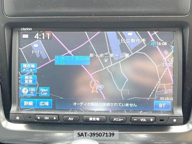 Porsche MACAN 2016-01 8849865-3