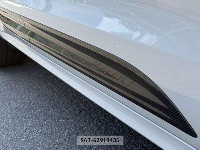 Porsche MACAN 2024-09 8850356-10