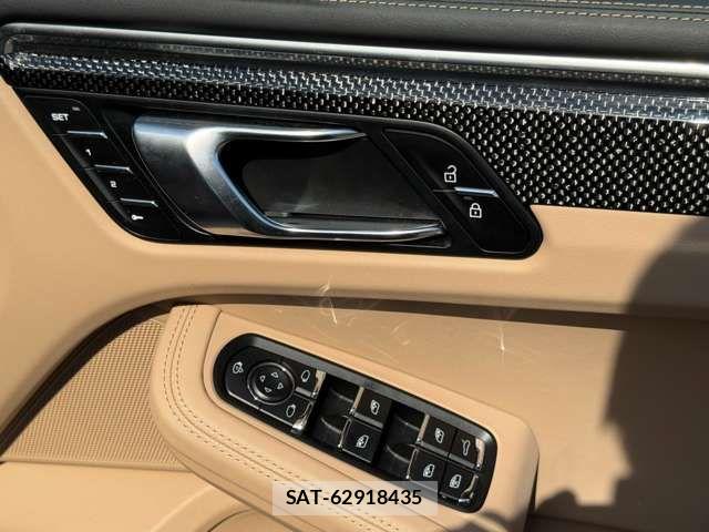 Porsche MACAN 2024-09 8850356-16