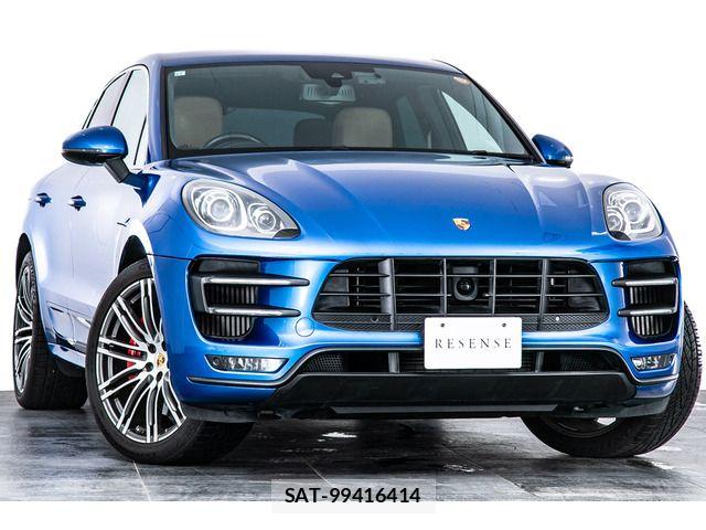 Porsche MACAN 2017-09 8850355-6