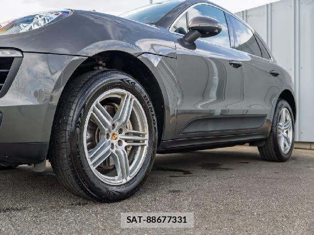 Porsche MACAN 2019-02 8881563-1