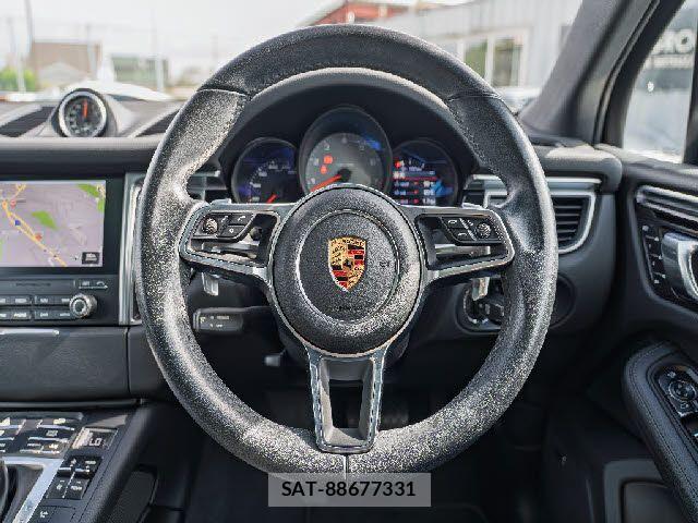Porsche MACAN 2019-02 8881563-22