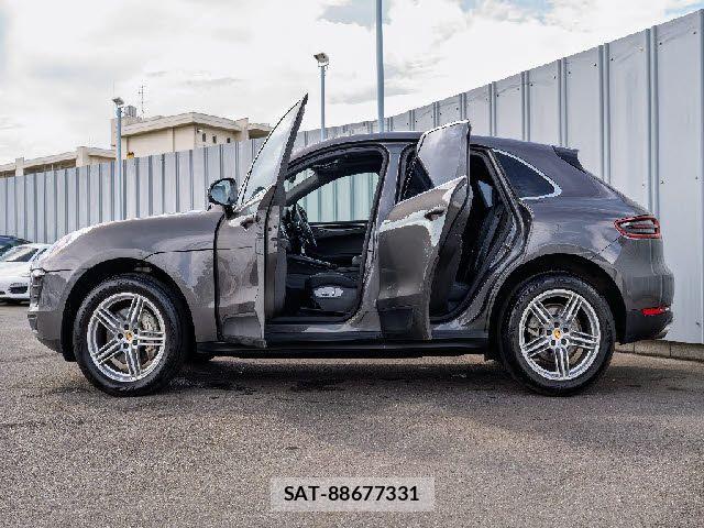 Porsche MACAN 2019-02 8881563-27