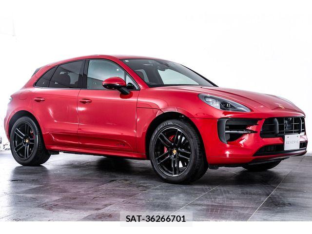 Porsche MACAN 2021-02 8881560-14