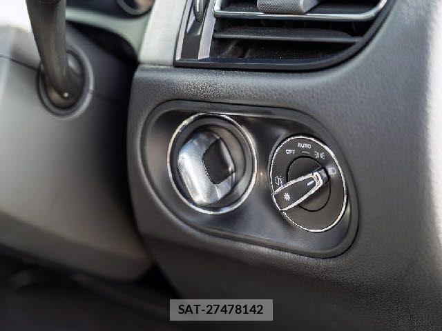 Porsche MACAN 2019-07 8881561-17