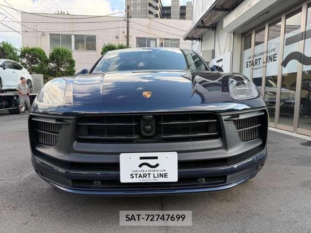 Porsche MACAN 2022-03 8881559-1