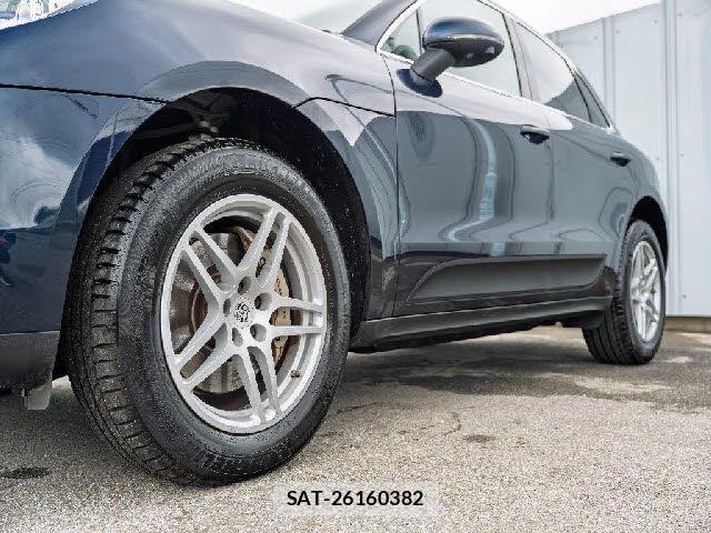 Porsche MACAN 2016-06 8881562-10