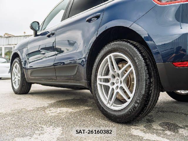 Porsche MACAN 2016-06 8881562-12