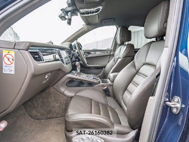 Porsche MACAN 2016-06 8881562-16