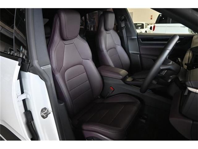 Porsche MACAN 2025-04 3680098-9