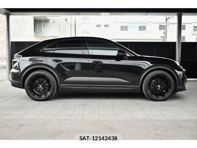 Porsche MACAN 2025-03 6614155-10