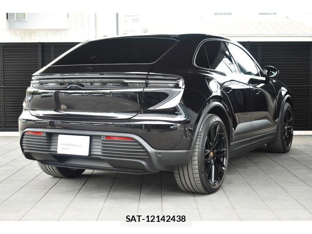 Porsche MACAN 2025-03 6614155-5