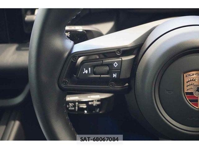 Porsche MACAN 2025-02 8781621-12