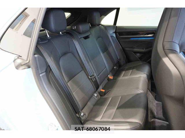 Porsche MACAN 2025-02 8781621-18
