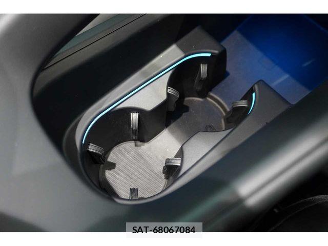 Porsche MACAN 2025-02 8781621-28