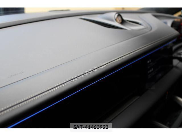 Porsche MACAN 2026-03 8850361-15