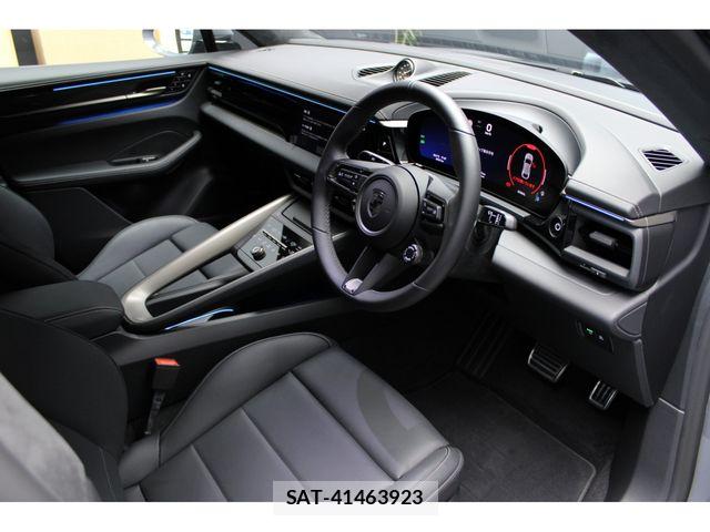 Porsche MACAN 2026-03 8850361-4