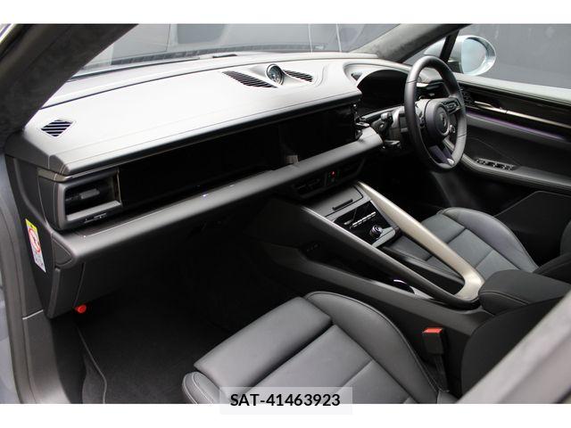 Porsche MACAN 2026-03 8850361-7