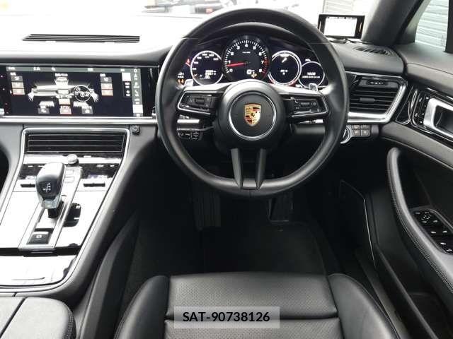 Porsche PANAMERA 2022-03 843337-9