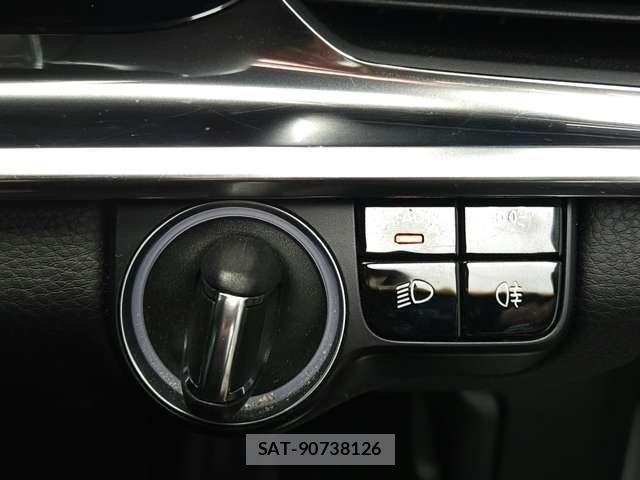 Porsche PANAMERA 2022-03 843337-12