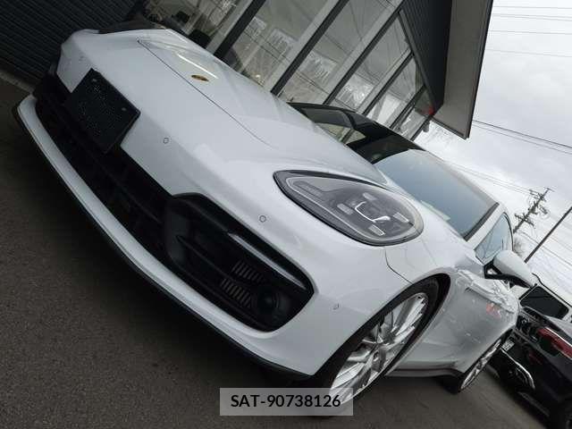 Porsche PANAMERA 2022-03 843337-1