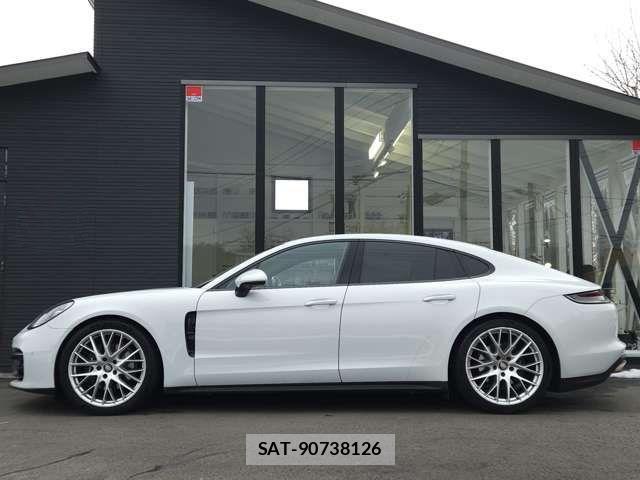 Porsche PANAMERA 2022-03 843337-2