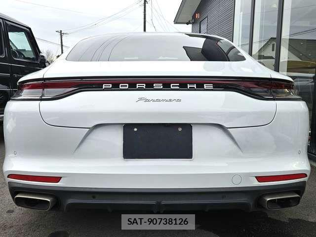 Porsche PANAMERA 2022-03 843337-4