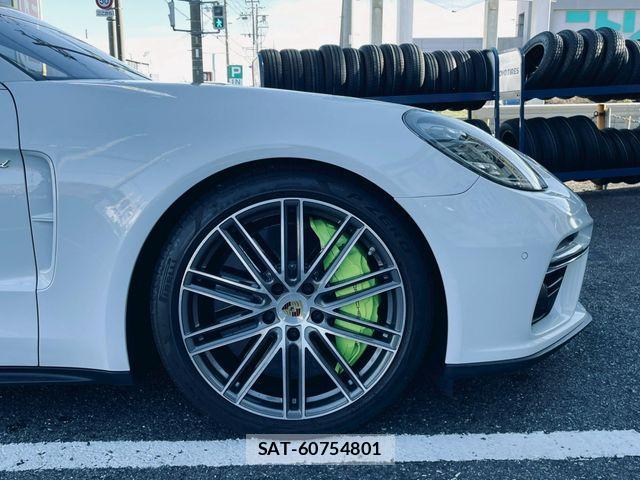 Porsche PANAMERA 2018-03 1093395-9