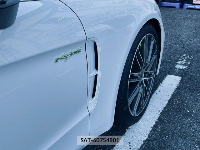 Porsche PANAMERA 2018-03 1093395-11