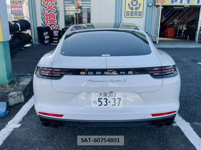 Porsche PANAMERA 2018-03 1093395-13