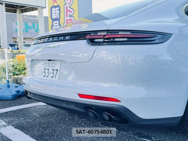 Porsche PANAMERA 2018-03 1093395-15
