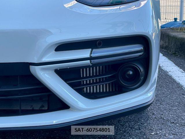 Porsche PANAMERA 2018-03 1093395-7