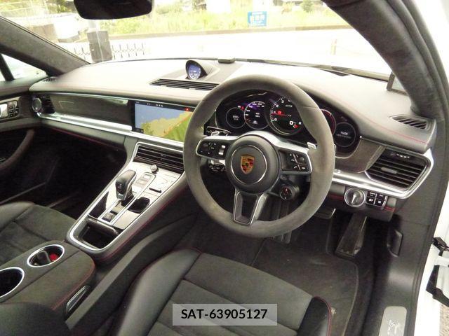 Porsche PANAMERA 2019-03 1224006-1