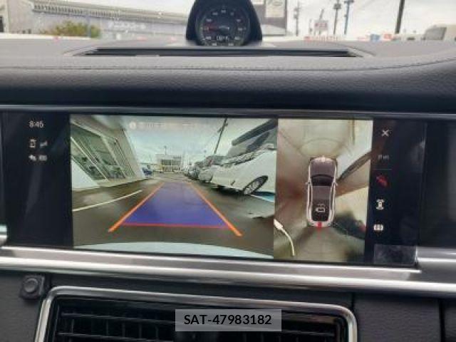 Porsche PANAMERA 2023-06 1322911-3
