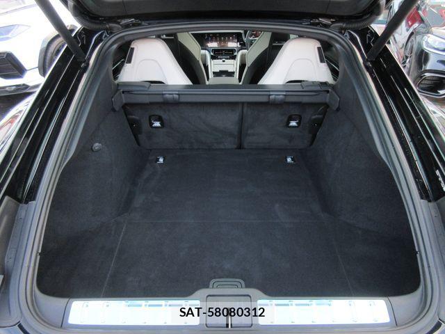 Porsche PANAMERA 2025-06 2401577-11