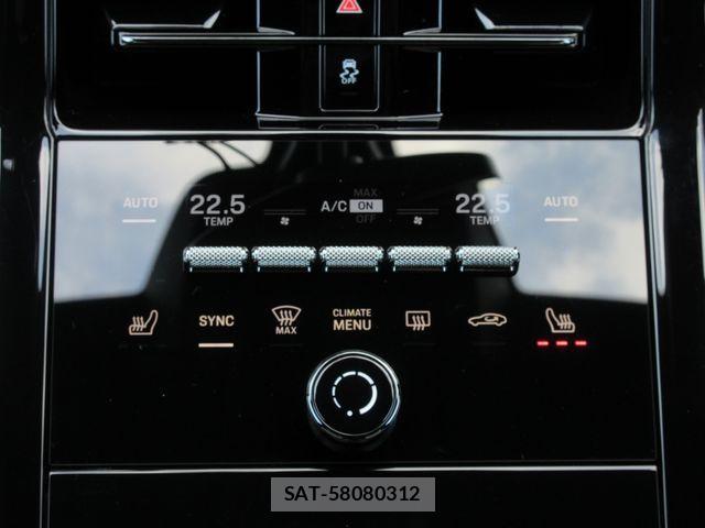 Porsche PANAMERA 2025-06 2401577-27